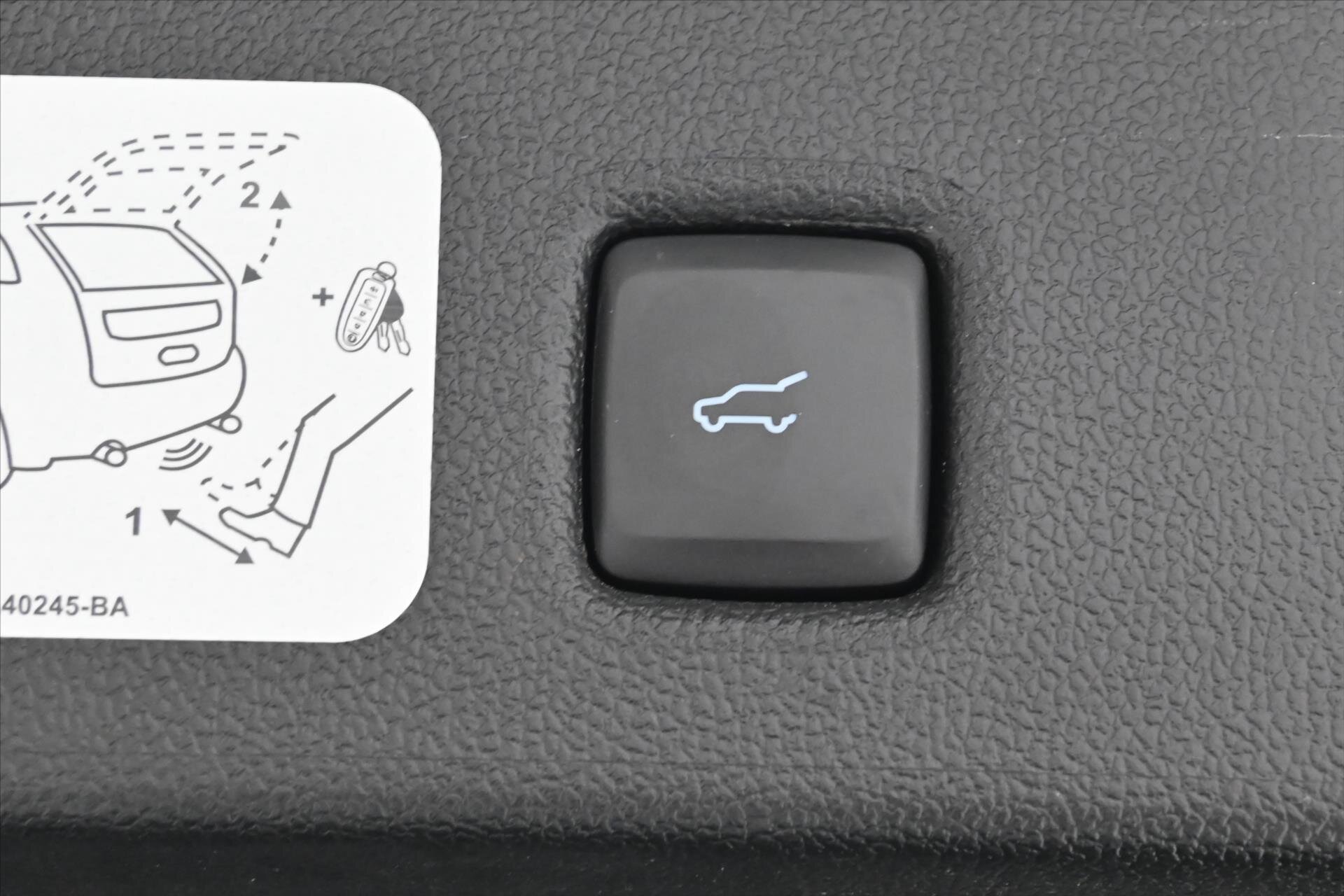 Ford Kuga SUV / Terénní 2,0 l 140 kw