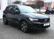 Volvo XC40 Kombi 2,0 l 145 kw
