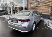 Toyota Corolla Sedan / Limuzína 1,8 l 72 kw