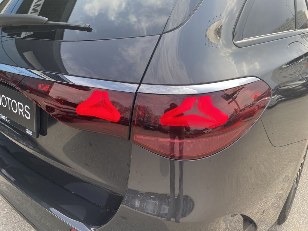 Mercedes-Benz Třídy E Kombi 2,0 l 145 kw