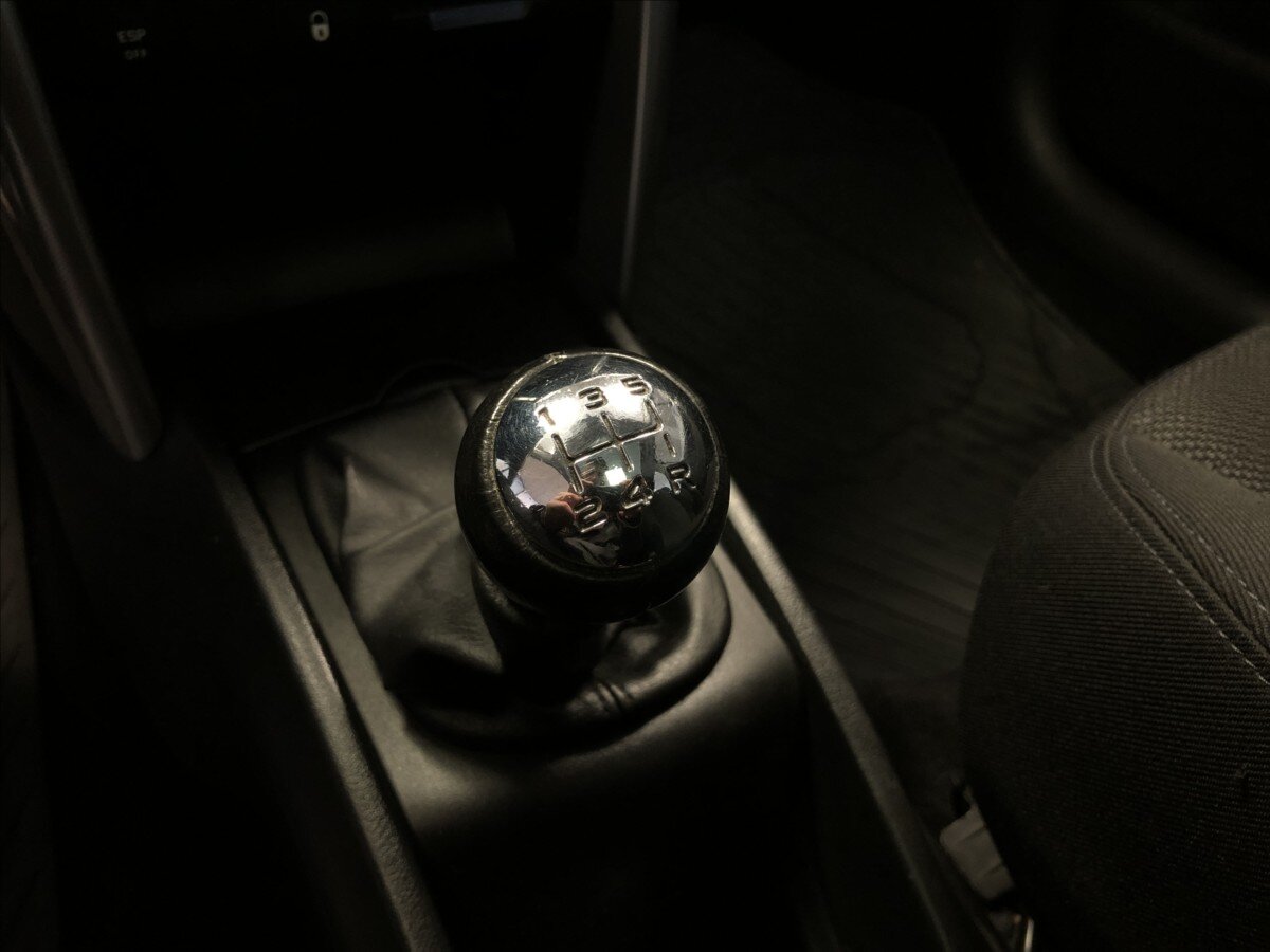 Peugeot 207 Kombi 1,4 l 70 kw