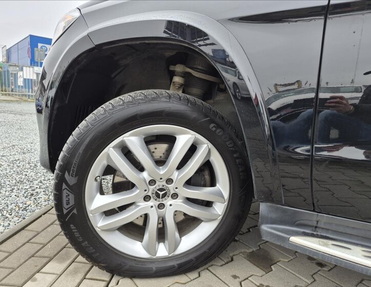 Mercedes-Benz GLS SUV 3,0 l 190 kw