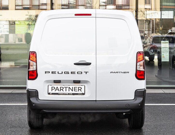 Peugeot Partner Skříň 1,5 l 96 kw