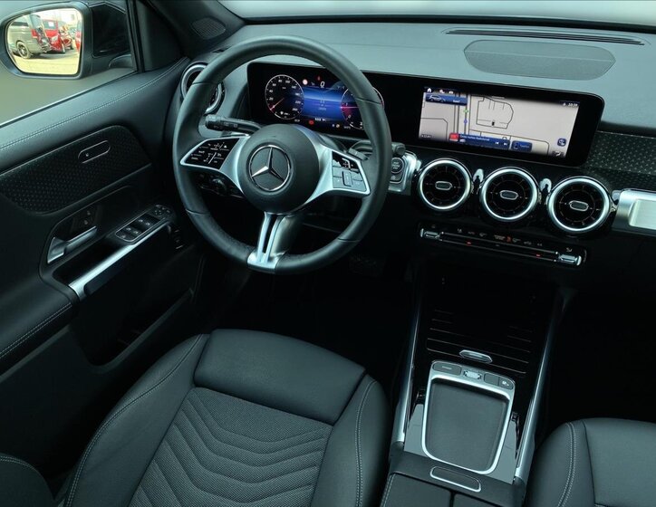 Mercedes-Benz GLB SUV / Terénní 2,0 l 110 kw