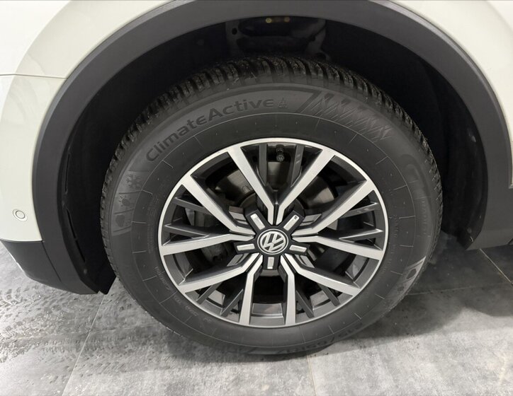 Volkswagen Tiguan 30