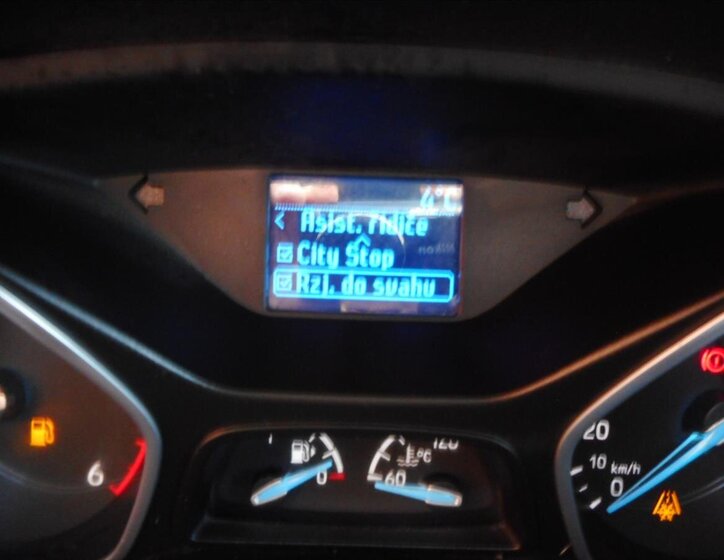 Ford Focus Kombi 1,5 l 70 kw