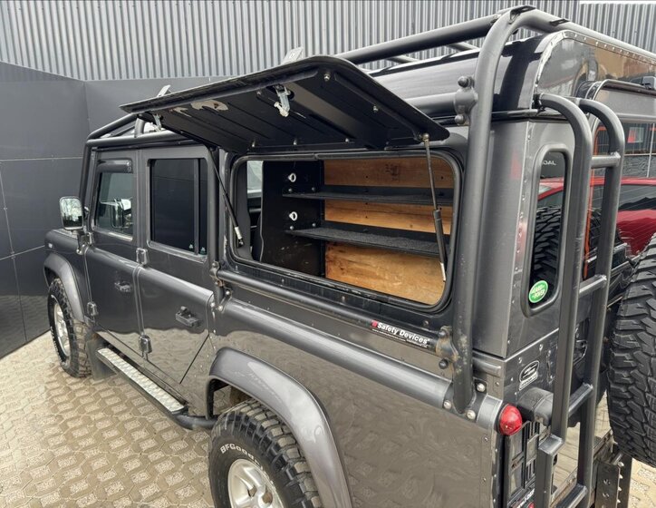 Land Rover Defender Skříň 2,2 l 90 kw