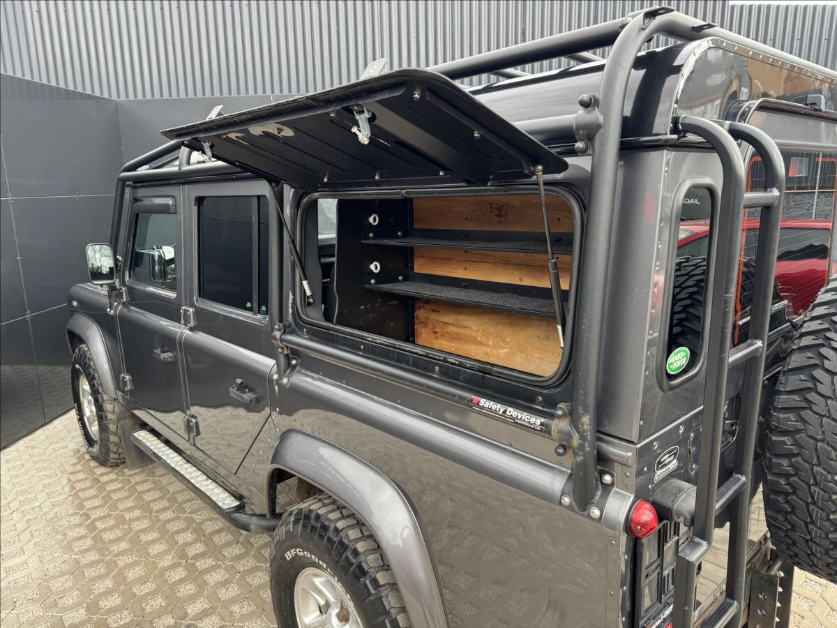 Land Rover Defender Skříň 2,2 l 90 kw