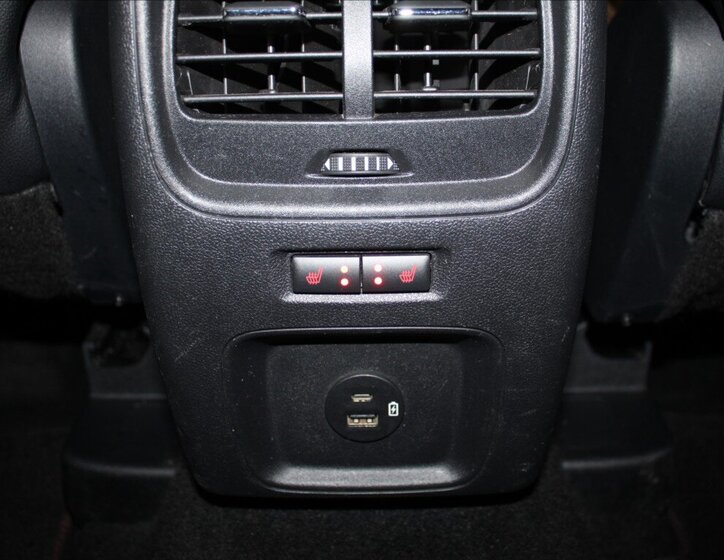 Ford Kuga SUV / Terénní 2,0 l 140 kw