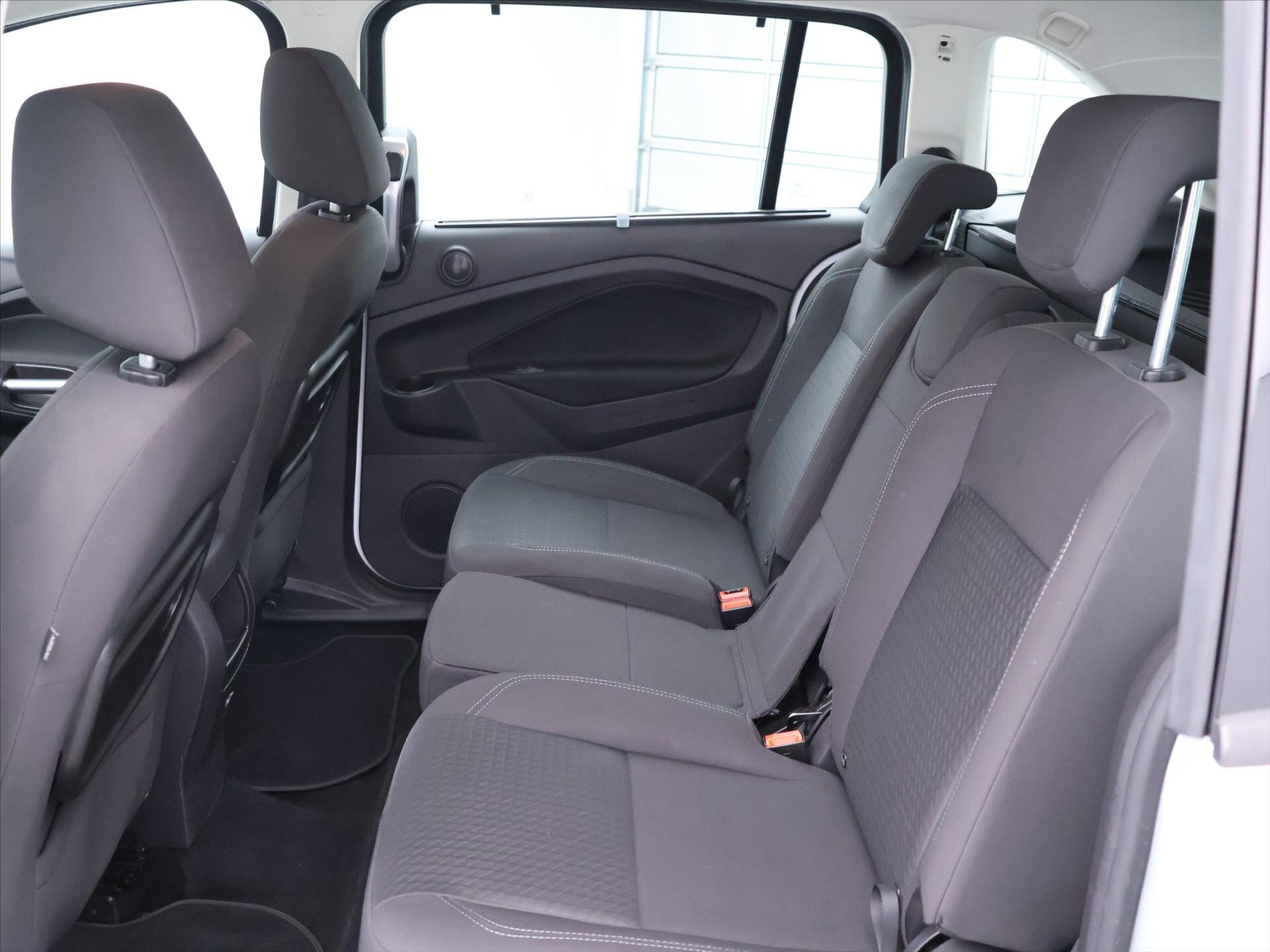 Ford Grand C-MAX Kombi 999,0 92 kw