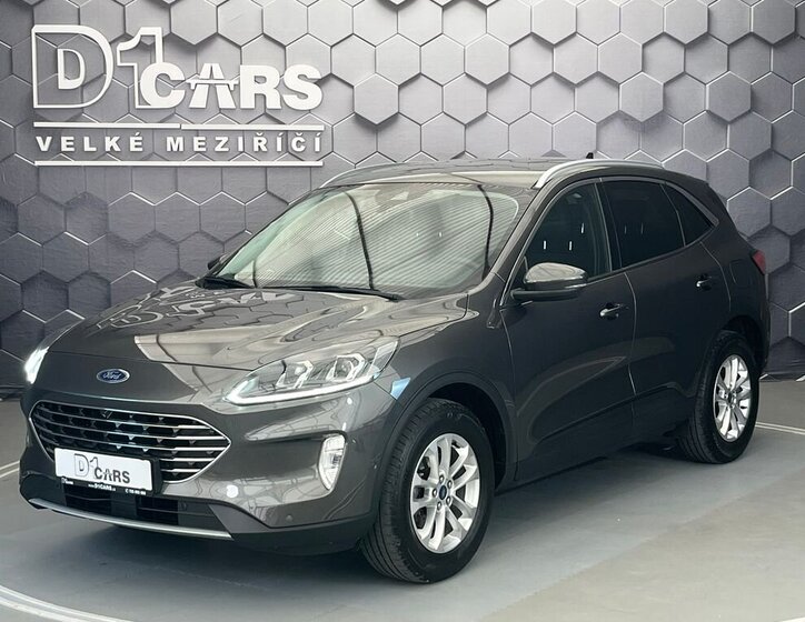 Ford Kuga SUV / Terénní 2,5 l 140 kw