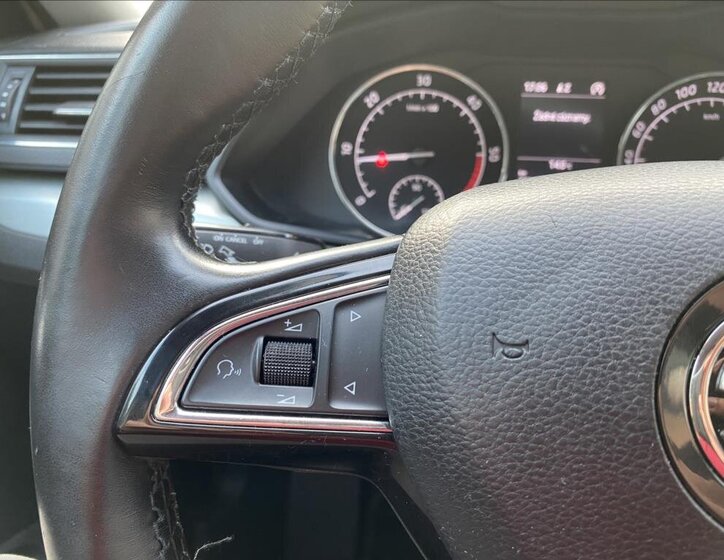 Škoda Superb Kombi 2,0 l 110 kw