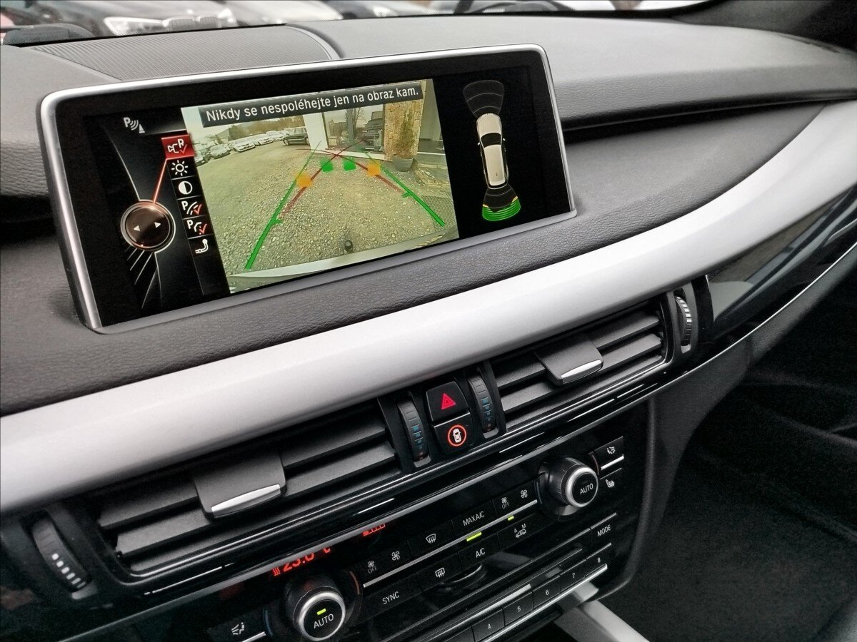 BMW X5 SUV / Terénní 3,0 l 190 kw