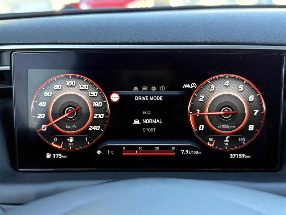 Hyundai Tucson SUV 1,6 l 110 kw