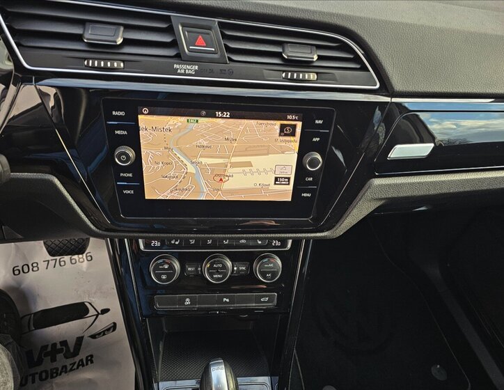 Volkswagen Touran Kombi 1,4 l 110 kw