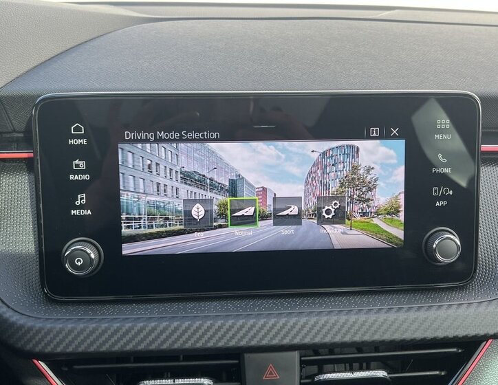 Škoda Scala Hatchback 999,0 85 kw