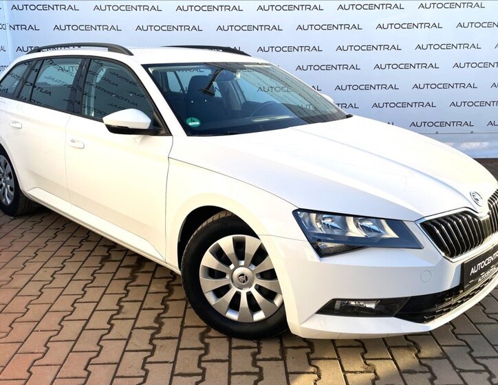 Škoda Superb Kombi 1,4 l 92 kw