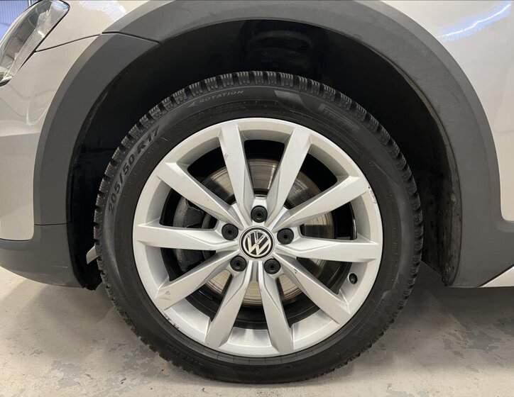 Volkswagen Golf Kombi 2,0 l 135 kw