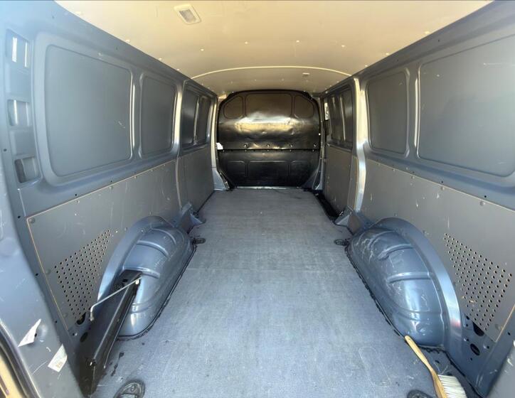 Volkswagen Transporter 12