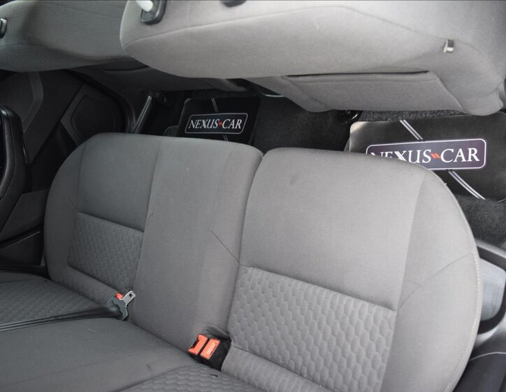 Ford Focus Kombi 998,0 92 kw