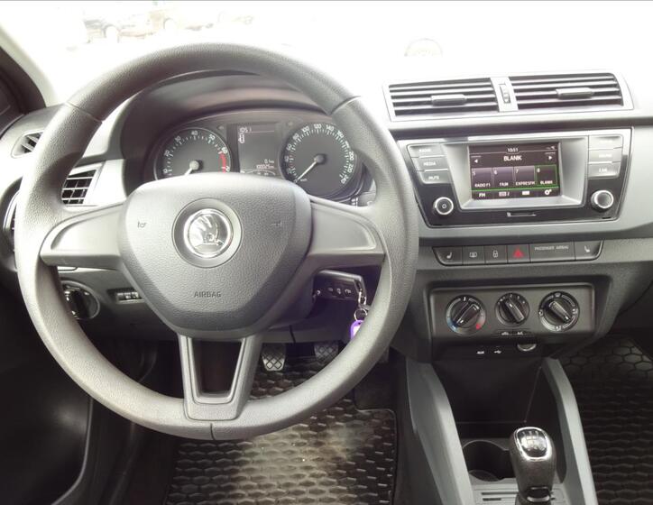 Škoda Fabia 33