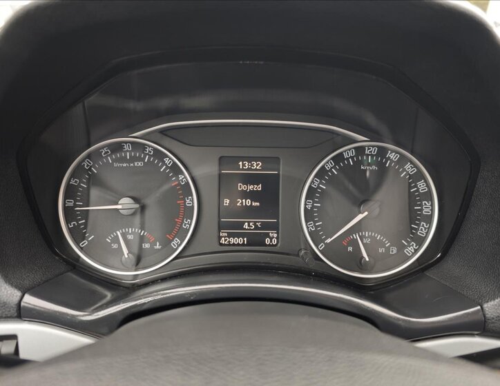 Škoda Octavia Kombi 2,0 l 103 kw