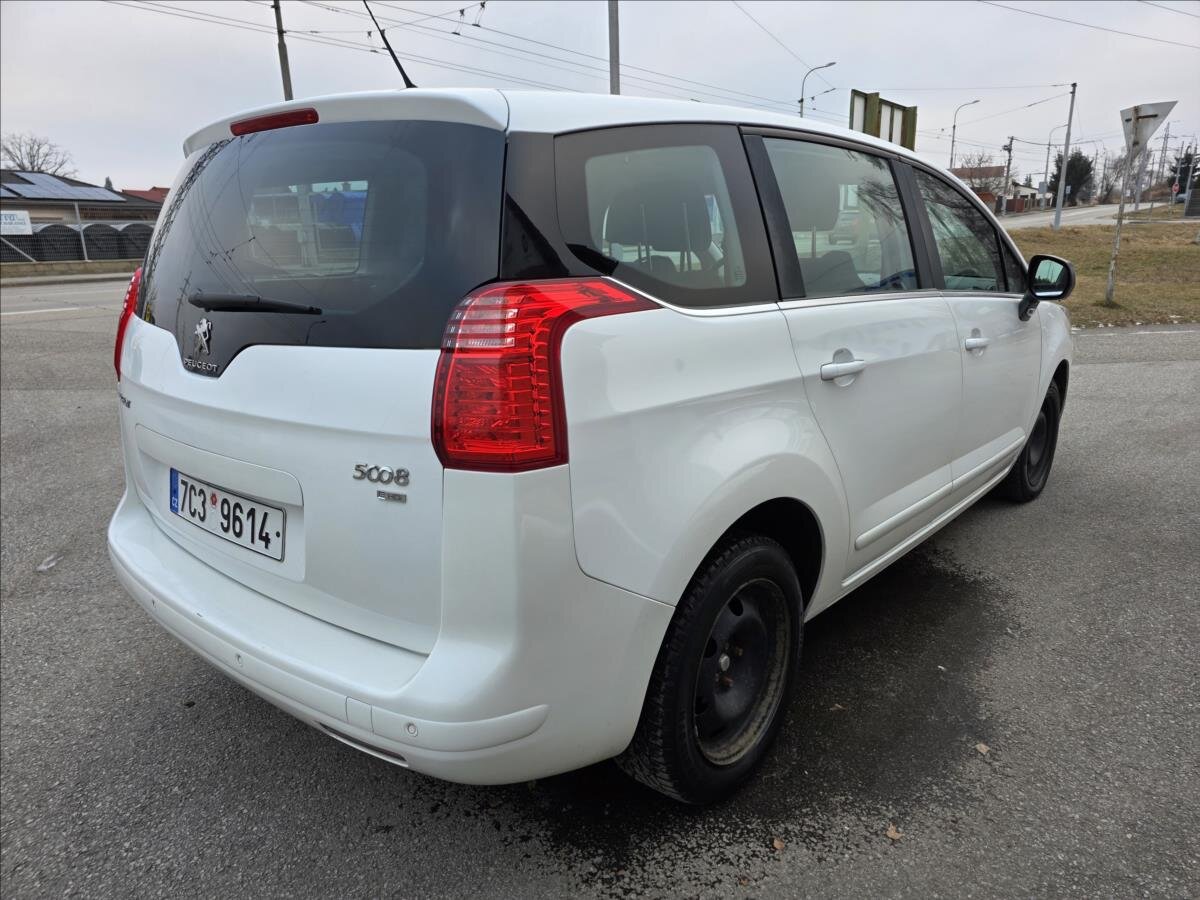 Peugeot 5008 Kombi 1,6 l 84 kw