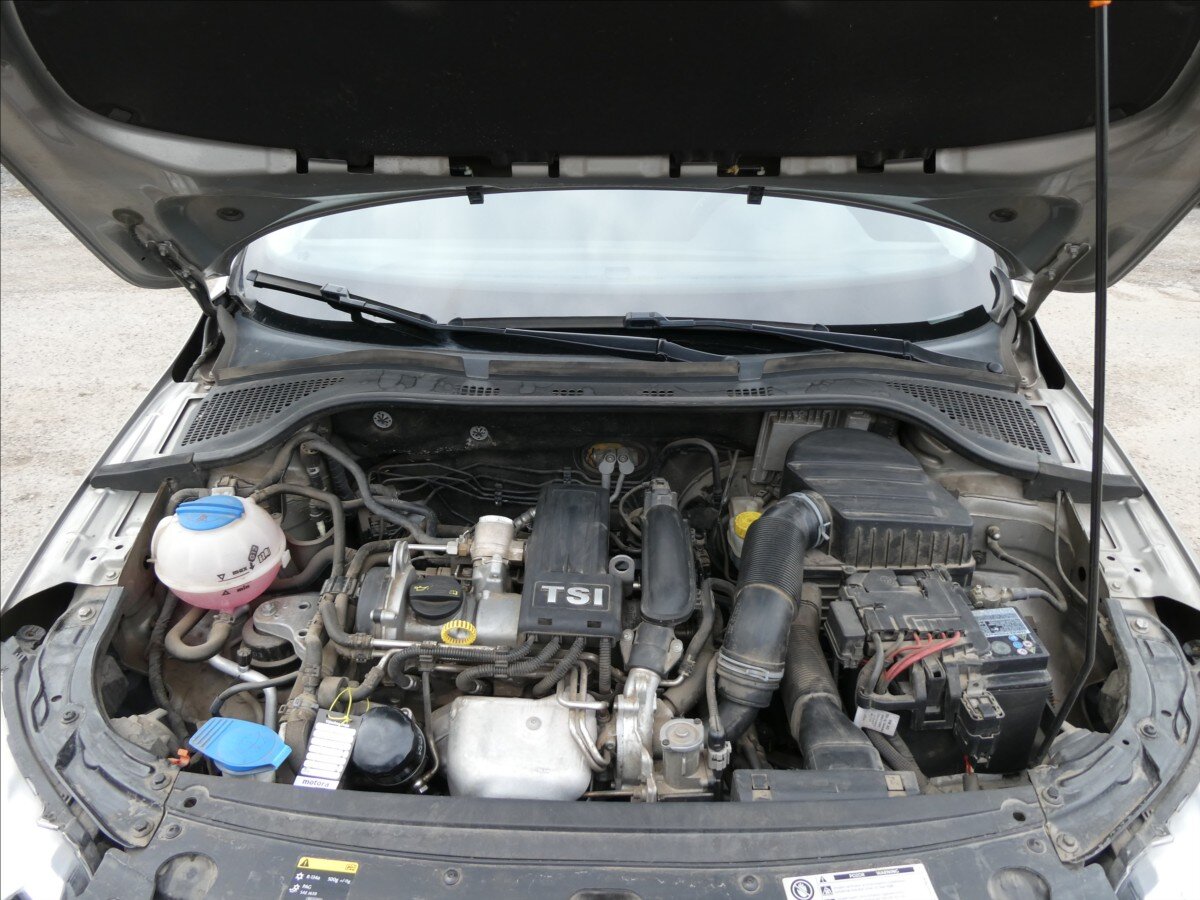 Škoda Rapid Sedan / Limuzína 1,2 l 77 kw