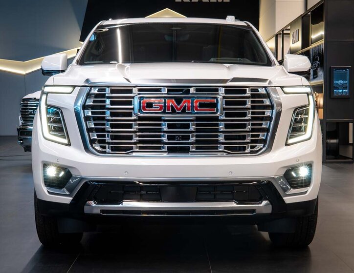 GMC Yukon 12