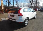 Volvo XC60 SUV 2,4 l 120 kw