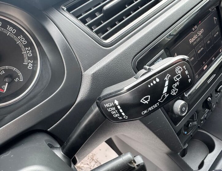 Škoda Rapid Hatchback 999,0 70 kw