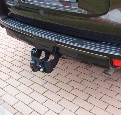 Toyota Land Cruiser 36