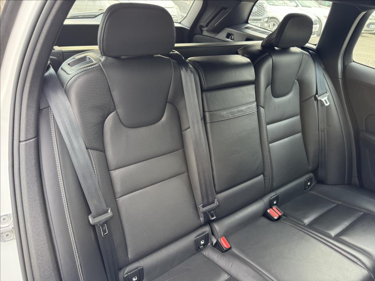 Volvo V60 Kombi 2,0 l 110 kw