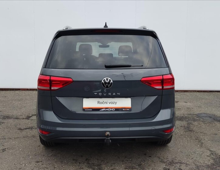 Volkswagen Touran MPV 1,5 l 110 kw