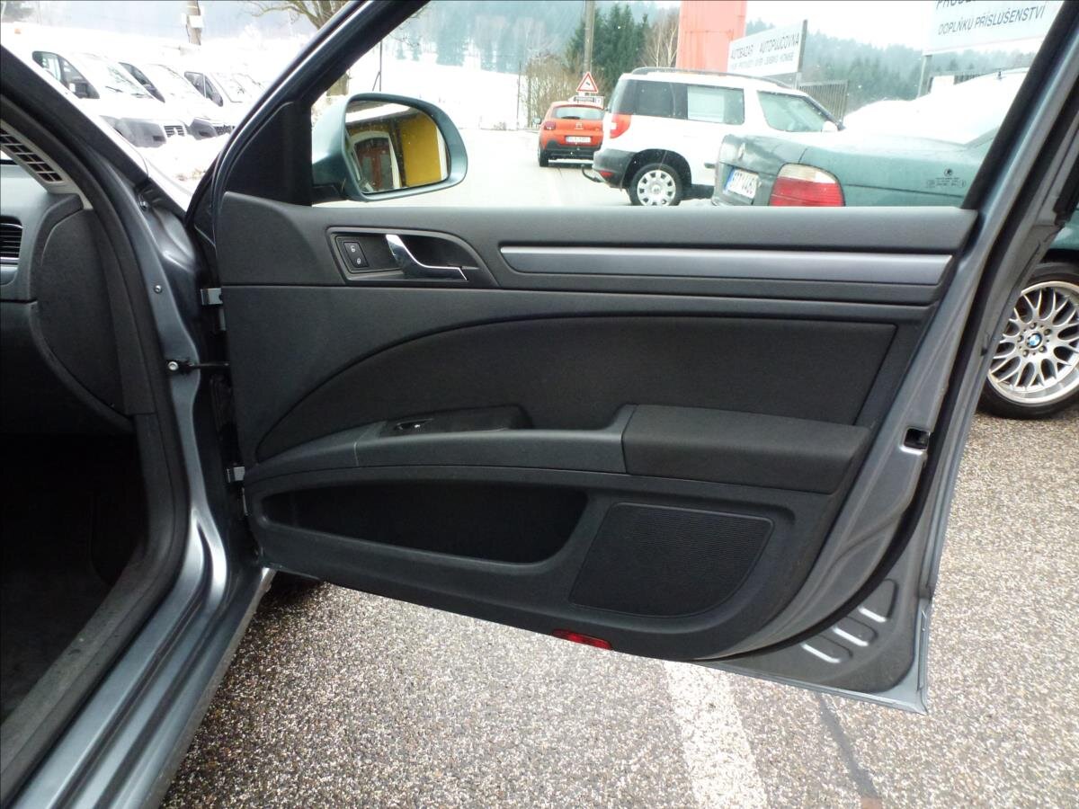 Škoda Superb Kombi 1,6 l 77 kw