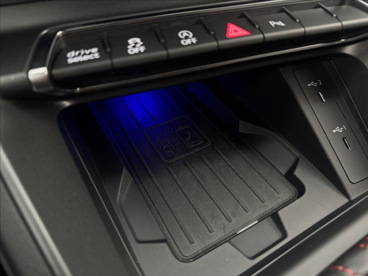 Audi Q3 SUV / Terénní 2,0 l 147 kw