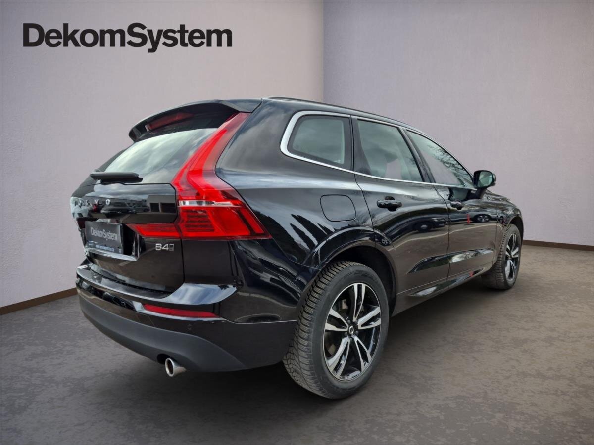 Volvo XC60 SUV / Terénní 2,0 l 145 kw