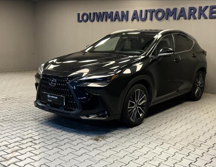 Lexus NX 450h plus 1