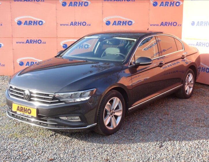 Volkswagen Passat Sedan 2,0 l 110 kw