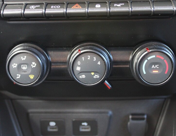 Dacia Duster SUV / Terénní 1,3 l 96 kw