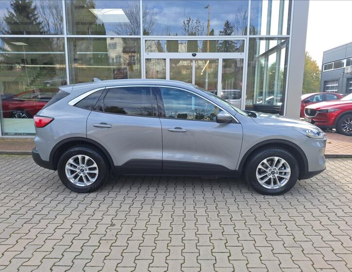 Ford Kuga SUV 2,5 l 165 kw