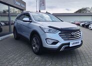 Hyundai Grand Santa Fe 3