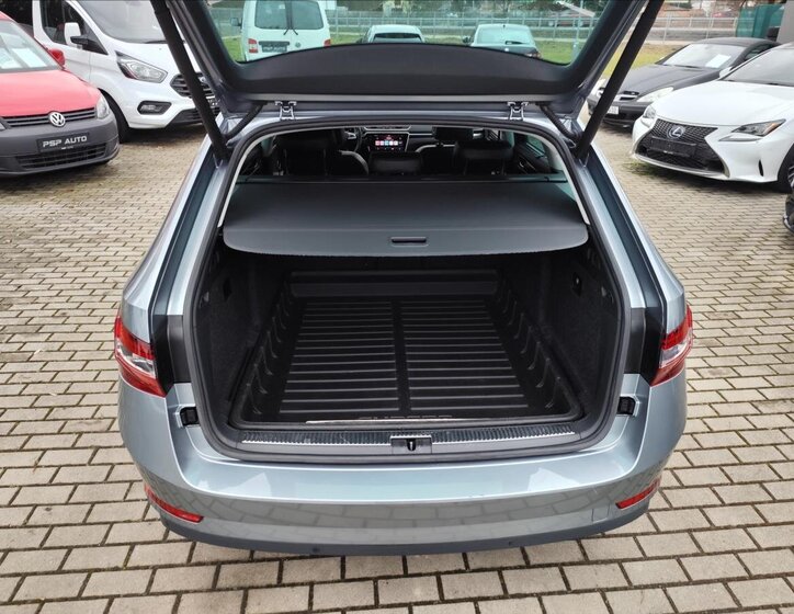Škoda Superb Kombi 2,0 l 140 kw