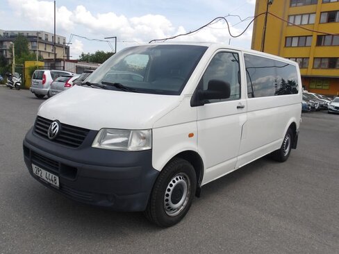 Volkswagen Transporter Skříň 2,5 l 96 kw