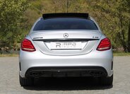 Mercedes-Benz Třídy C Sedan / Limuzína 3,0 l 270 kw