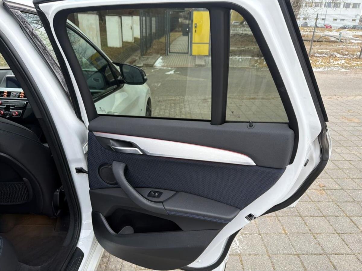 BMW X1 Kombi 2,0 l 140 kw