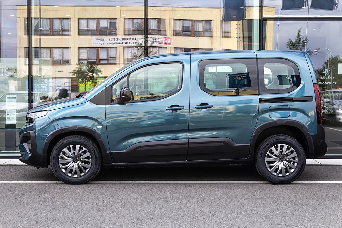 Peugeot Rifter MPV 1,5 l 96 kw