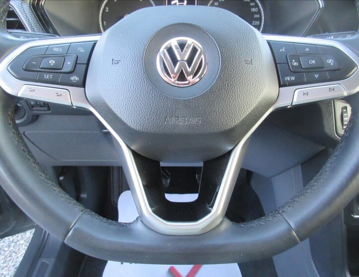 Volkswagen T-Cross SUV / Terénní 999,0 70 kw
