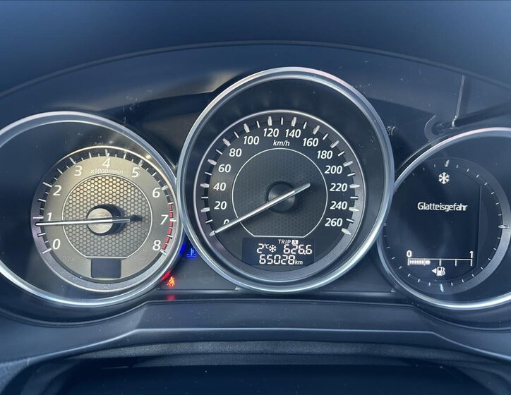 Mazda 6 Kombi 2,0 l 121 kw