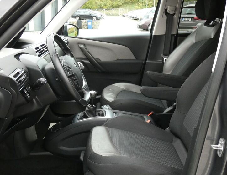 Citroën Grand C4 Picasso 25